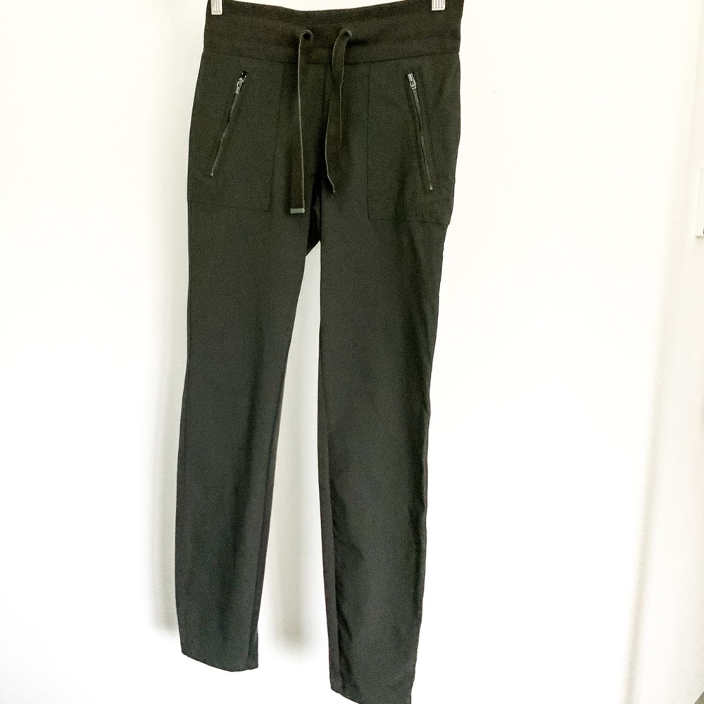 SOLD Athleta Skinny Ankle Pants Size 2